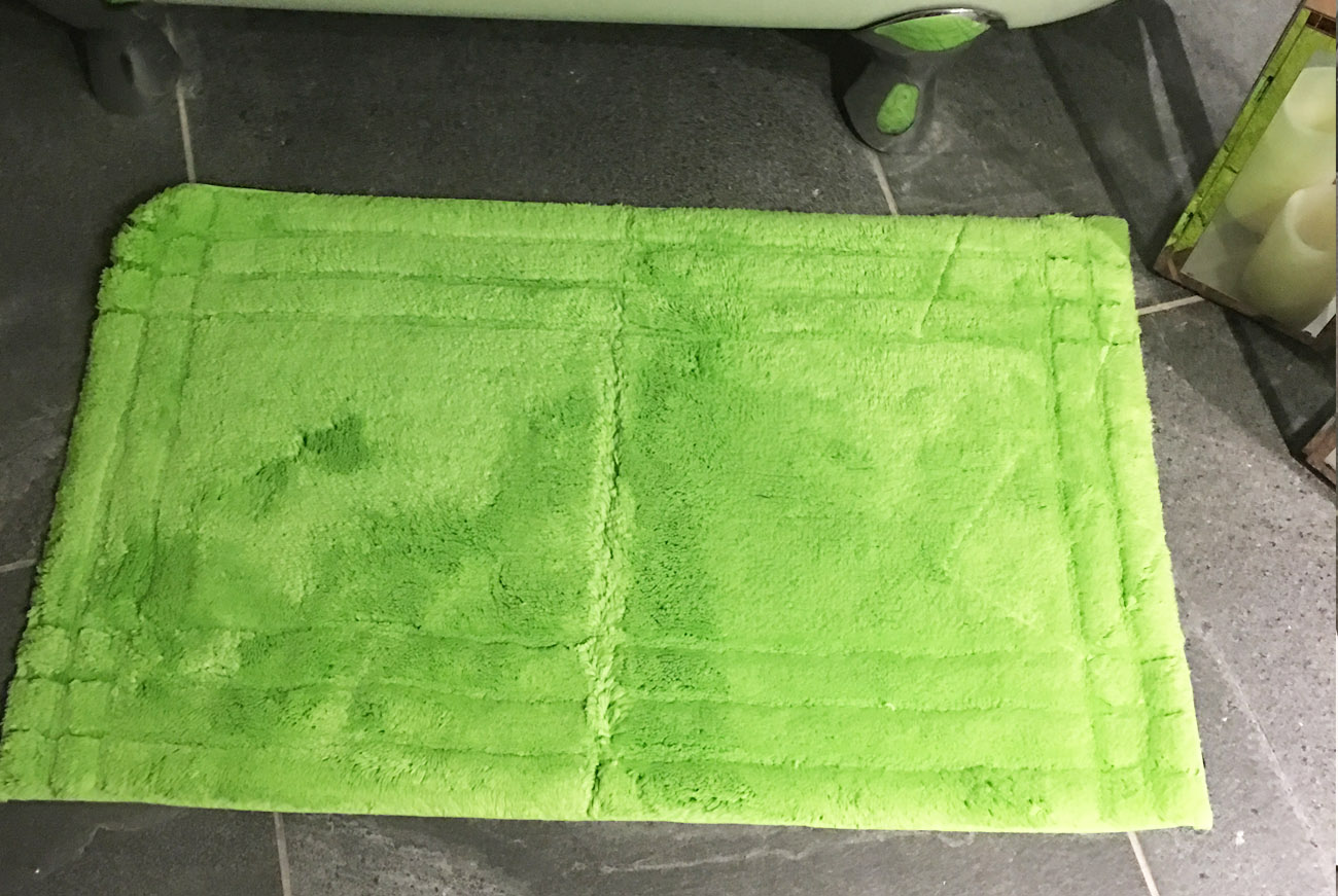 Country Garden Green Batm Rug Christy